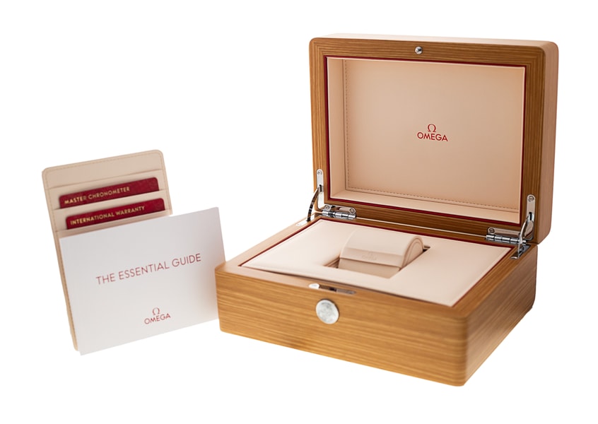 Omega Speedmaster Dark Side of the Moon 310.92.44.50.06.002